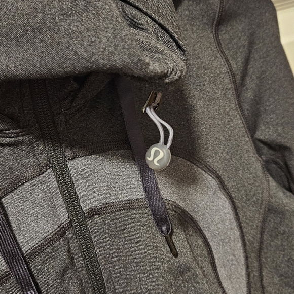 Lululemon Women's Stride Full Zip Hooded Jacket - Picture 6 of 7
